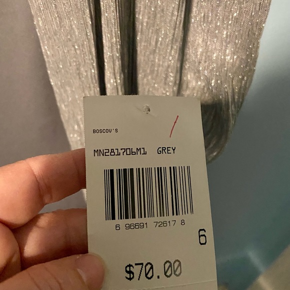 Silver / Gray Holiday dress.  Size 6. Connected Apparel brand, made in Mexico - Picture 4 of 5